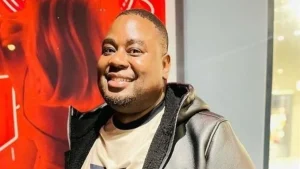 Felix Hlophe Biography, Wikipedia, Age, Career, Early Life, Education, Wife, Son, Net Worth, Personal Life, Awards, Instagram