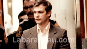 Jeffrey Lionel Dahmer Biography, Early Life, Facts, Serial Killer, Story, Crimes, Cannibals, Victims, Case Details