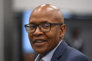 Mzwanele Manyi Biography, Age, Early Life, Education, Place of Birth, Career, Personal Life, Controversies, Qualifications, Contact Details, Net Worth