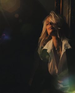 CariDee English Biography, Wikipedia, Age, Early Life, Career, Family, Profession, Height, Weight, Nationality, Net Worth, Instagram