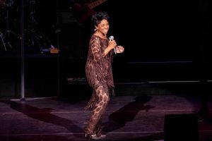 Gladys Knight Biography, Wikipedia, Age, Real Name, Early Life, Featurings, Spouses, The Pips, Songs, Hits, Facts, Net Worth, Awards, Instagram