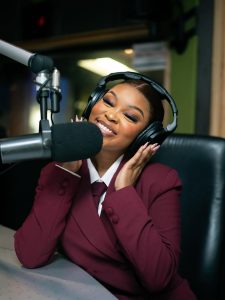 Ntswaki from Skeem Saam Biography, Wikipedia, Age, Early Life, Education, Career, Parents, Net Worth, Awards, Recognitions, Instagram