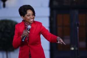 Gladys Knight Biography, Wikipedia, Age, Real Name, Early Life, Featurings, Spouses, The Pips, Songs, Hits, Facts, Net Worth, Awards, Instagram