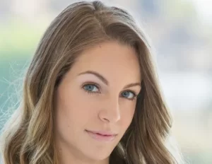 Kimmy Granger Biography, Age, Early Life, Education, Career, Family ...