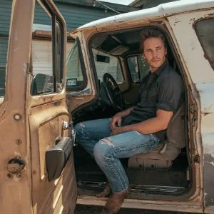 Taylor Kitsch Biography