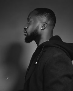 De General Biography