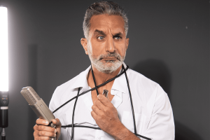 Bassem Youssef Biography, Wikipedia, Age, Early Life, Medical Career, Media, Family, Wife, Achievements, Insight, Net Worth, Instagram
