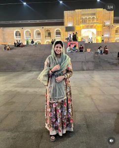 Priya Saroj Biography, Wiki, Age, Early Life, Education, Political Career, Engagement with Cricketer, Husband, Family, Net Worth, Facts, Instagram