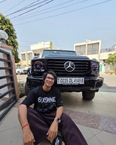Sourav Joshi (YouTuber) Biography, Wiki, Age, Height, Girlfriend, Family, Photos, Videos, Net Worth, Controversy, Facts, Instagram