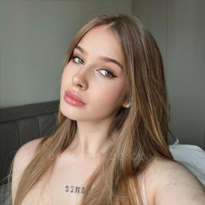 Comatozze Biography, Wiki, Age, Height, Career, Boyfriend, Facts, Net Worth, Free Nude Pics, Galleries, Xvideos, Xnxx, Facts, Awards, Nominations, Social Media, Videos Instagram, TikTok