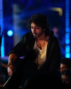 Ahaan Panday Biography, Wiki, Height, Age, Birthday, Education, Career, Girlfriend, Family, Photos, Videos, Latest News, Net Worth, Facts, Instagram