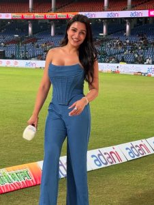 Shefali Bagga Biography, Wiki, Age, Height, Boyfriend, Family, Career, News, Net Worth, Awards, Facts, Instagram Photos and Videos