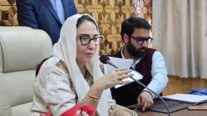 Dr Darakhshan Andrabi Biography, Wiki, Age, Early Life, Education, Husband, Children, Career, Achievements, Awards, Philanthropy, Controversies, Net Worth, Legacy