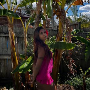 Sasha Prasad Mia Z (4’11 Indo Fijian Baddie) Biography, Wikipedia, Height, Weight, Age, Ethnicity, Boyfriend, Family, Career, OnlyFans, Net Worth, Salary, TikTok, Instagram Photos and Videos
