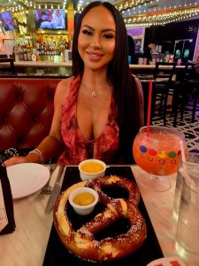 Mariah Milano Biography, Wikipedia, Real Name, Height, Weight, Age, Ethnicity, Boyfriend, Career, Movies, Family, Net Worth, Salary, Instagram Photos and Videos