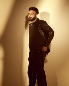 Shehbaz Badesha (Bigg Boss 19) Biography, Wiki, Age, Career, Family, Brother, Sister, Net Worth, Facts, Instagram Photos and Videos
